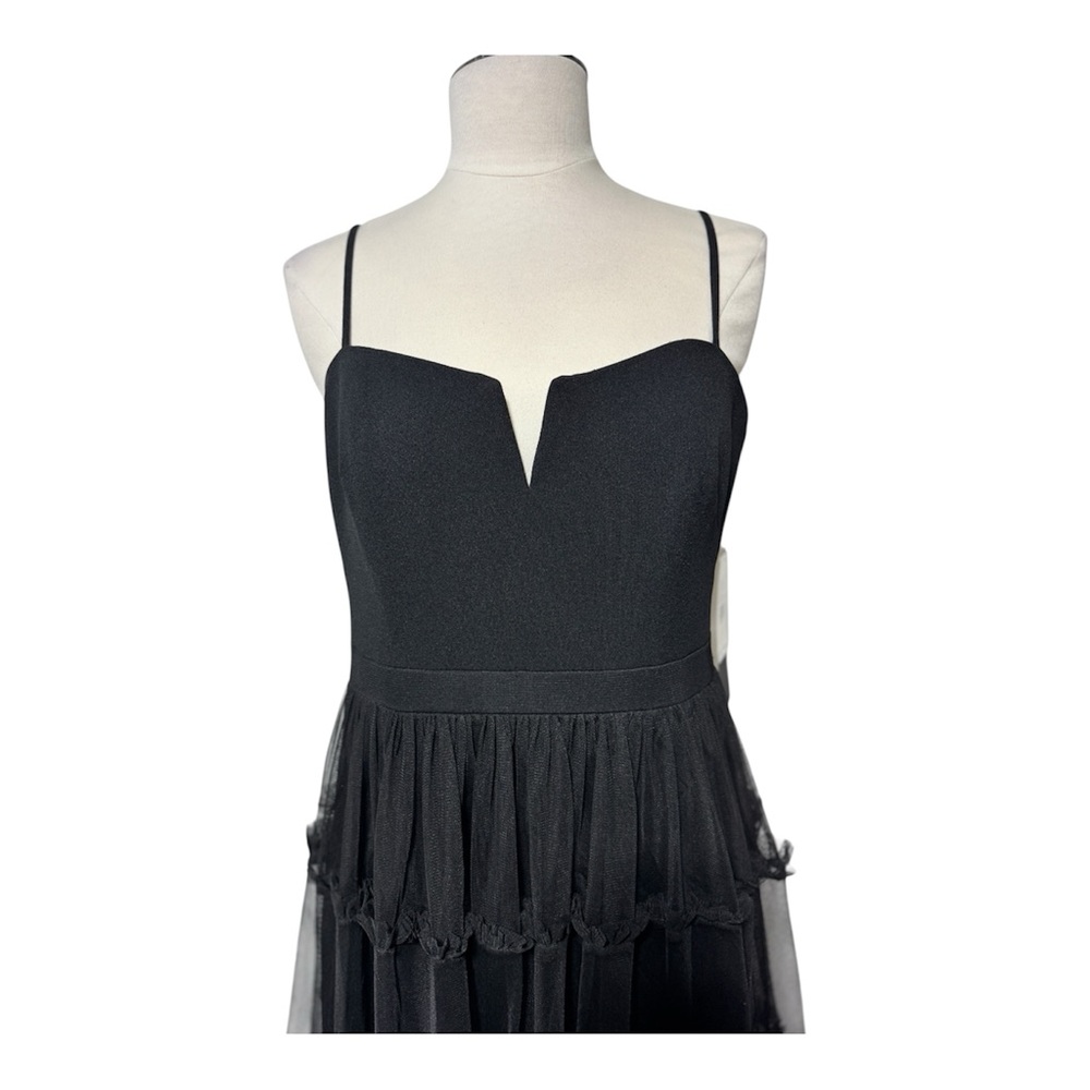 Adrianna Papell Women's Ruffle Tiered Mesh Sleeveless Gown in size 10 - Picture 6 of 11